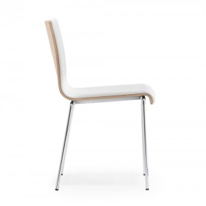 Silla Kuadra XL 2443 de Pedrali. Sillas de diseño moderno. Sillas tapizadas.