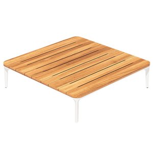 Mesa auxiliar Slim doghe h26 Outdoor Sovet Italia. Mesas auxiliares de exterior de madera.