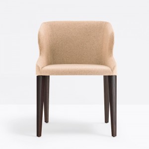 Sillón Leila 681 de Pedrali. Sillones de diseño. Sillones de salón y contract.