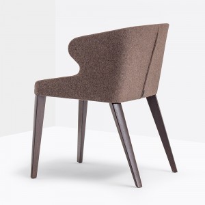 Sillón Leila 681 de Pedrali. Sillones de diseño. Sillones de salón y contract.