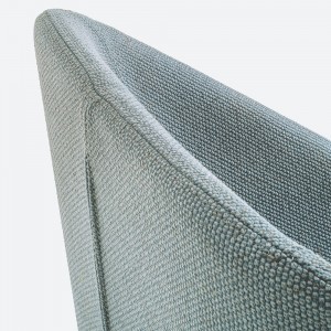 Silla Log 365 de Pedrali. Sillas de diseño. Sillas tapizadas modernas.