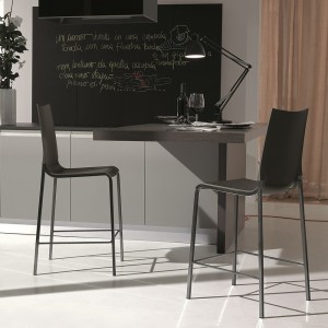 Taburete Eva de Bontempi. Sillas y taburetes para cocina. Muebles de diseño.