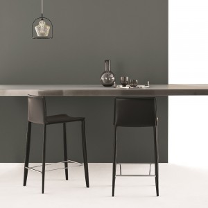Taburete Linda de Bontempi. Sillas y taburetes de cocina de diseño italiano.