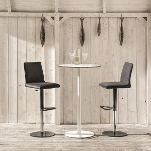 Taburete Nata Giratorio de Bontempi. Sillas y taburetes de diseño italiano.