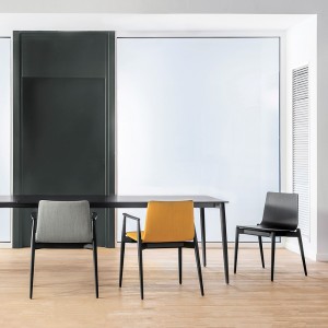 Silla Malmo 390 de Pedrali. Sillas de diseño. Sillas de madera modernas.