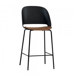 Taburete Polo de Bontempi. Taburetes de cocina de fabricación italiano.