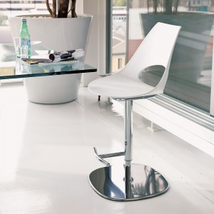 Taburete Shark Giratorio de Bontempi. Taburetes para cocina de diseño.