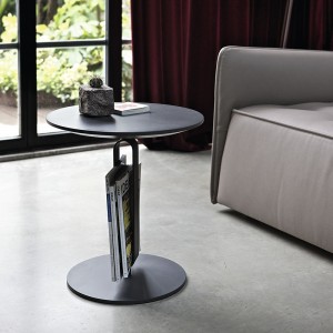 Mesa auxiliar Alfred de Bontempi. Muebles modernos de diseño italiano.