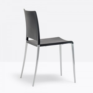Silla Mya 700 de Pedrali. Sillas de diseño. Sillas de plástico contract.