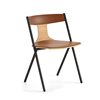 Silla tapizada Quadra de Viccarbe. Mobiliario de diseño para interior.