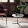 Mesa auxiliar Elica de Bontempi. Complementos de hogar de diseño italiano.