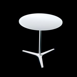 Mesa auxiliar Elica de Bontempi. Complementos de hogar de diseño italiano.