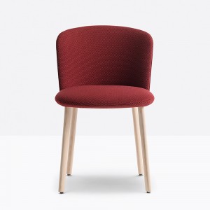 Sillón Nym 2832 de Pedrali. Sillas de diseño. Sillas tapizadas modernas.