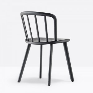 Silla Nym 2830 de Pedrali. Sillas de diseño. Sillas de madera modernas.