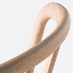 Silla Nym 2830 de Pedrali. Sillas de diseño. Sillas de madera modernas.
