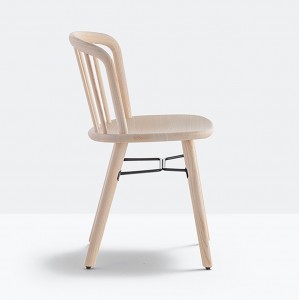 Silla Nym 2830 de Pedrali. Sillas de diseño. Sillas de madera modernas.