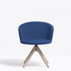 Sillón Nym 2842 de Pedrali. Sillas de diseño. Silla giratorias de oficina.