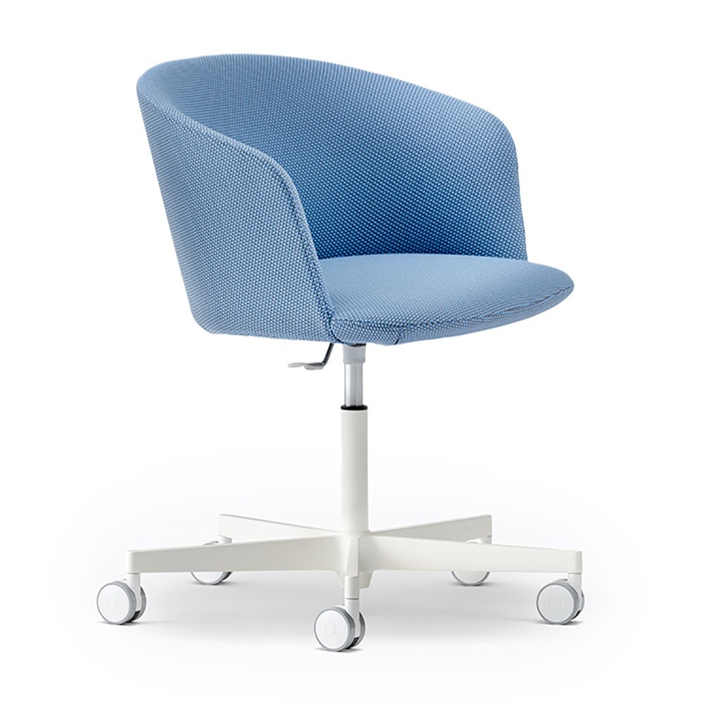 Sillón Nym 2877 de Pedrali. Sillones de diseño. Sillones para oficina.