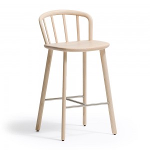 Taburete Nym 2838/2839 de Pedrali. Taburetes de diseño. Taburetes de madera.