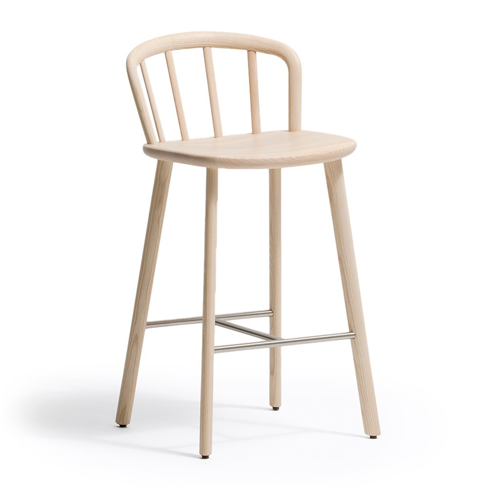 Taburete Nym 2838/2839 de Pedrali. Taburetes de diseño. Taburetes de madera.