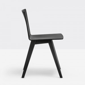 Silla Osaka 2810 de Pedrali. Sillas de diseño. Sillas de madera modernas.