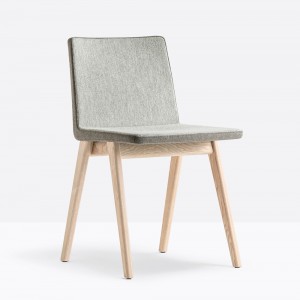 Silla Osaka 2810 de Pedrali. Sillas de diseño. Sillas de madera modernas.