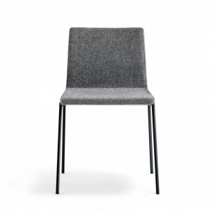 Silla Osaka 5721 de Pedrali. Sillas de diseño. Sillas tapizadas contract.