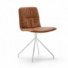 Silla Klip de Viccarbe. Mobilario de diseño moderno para contract. Tapizado