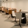Silla Klip de Viccarbe. Mobilario de diseño moderno para contract. Tapizado
