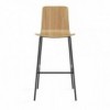 Taburete Fijo Klip de madera de Viccarbe. Mobilario para interiores. Base metal