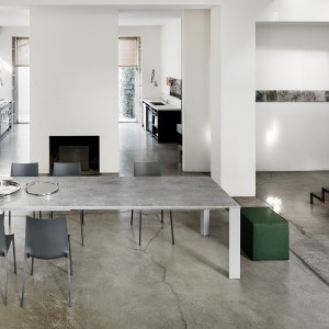 Puf Uchi de Bontempi. Taburetes, butacas y pufs de diseño contemporáneo.