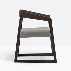 Sillón Sign 455 de Pedrali. Sillones de diseño moderno. Sillones contract.