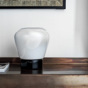 Lámpara Sobremesa Stone de Bontempi. Lámparas de sobremesa contemporáneas.