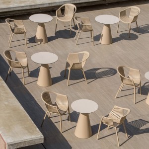 Sillón Tatami 306 de Pedrali. Sillones de diseño. Sillones de exterior.