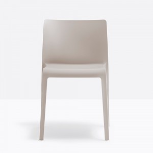 Silla Volt 670/673 de Pedrali. Sillas de diseño. Sillas modernas de exterior.