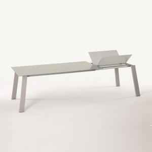 Mesa Kalua Extensible Cristal  de Ingenia. Mesas extensibles para comedor.