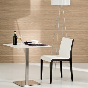 Silla Young 423/424 de Pedrali. Sillas de diseño. Sillas modernas tapizadas.