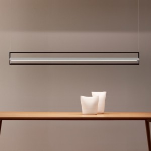 Lámpara suspensión Kontorno aluminio de Vibia. Tienda online de lámparas modernas.