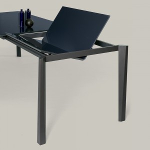 Mesa Prisma Extensible Cristal de Ingenia. Mesas extensibles para comedor.