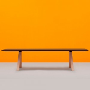 Mesa Arki-Table madera de Pedrali. Mesas de diseño. Mesas modernas contract.