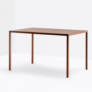 Mesa Fabbrico de Pedrali. Mesas de diseño. Mesas de exterior modernas.