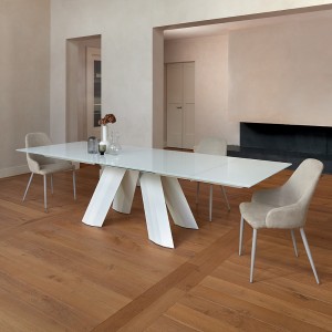 Mesa Twist Extensible Madera o Cristal de Ingenia. Mesas para comedor.