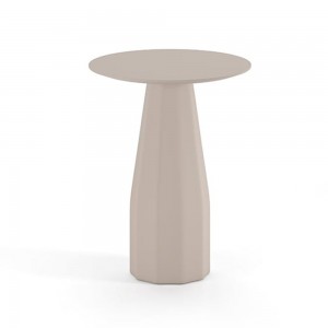 Mesa Burin alta redonda de Viccarbe. Mobilario de diseño de interior. Diseño tallado en madera.