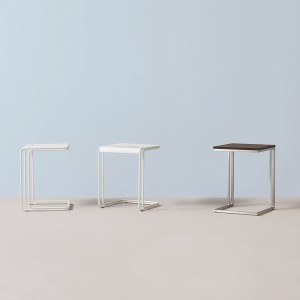 Mesa auxiliar Side-Table de Pedrali. Mesas de diseño. Mesas auxiliares modernas.