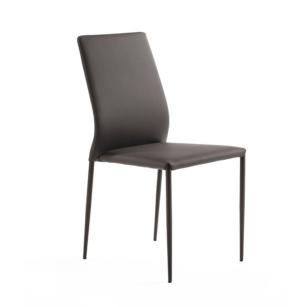 Silla Kendra de Ingenia. Sillas de diseño italiano. Sillas tapizados en ecopiel.