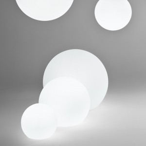 Lámpara suelo Happy Apple de Pedrali. Lámparas de diseño. Lámparas LED.