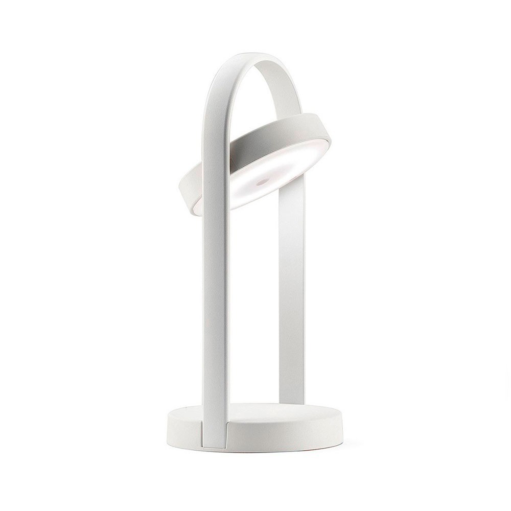 Lámpara sobremesa Giravolta de Pedrali. Lámpara modernas con luz LED.