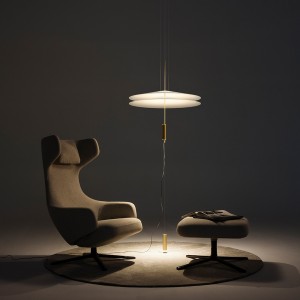 Lámpara de suspensión flamingo Vibia. Iluminación moderna para interiores.