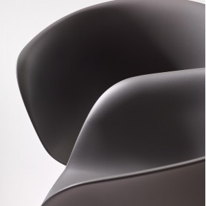 Silla Duna 02 central giratoria Arper. Sillas de diseño para interiores.