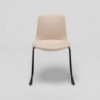 Silla Lottus patín tapizado Enea. Mobiliario de diseño para interiores.